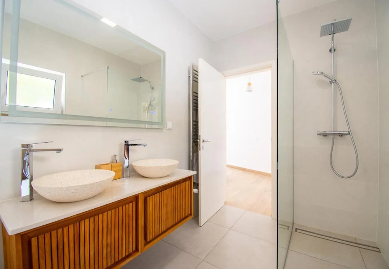 Casa Cubo - Amazing Central 6 Bedroom Villa Carvoeiro  Portugal