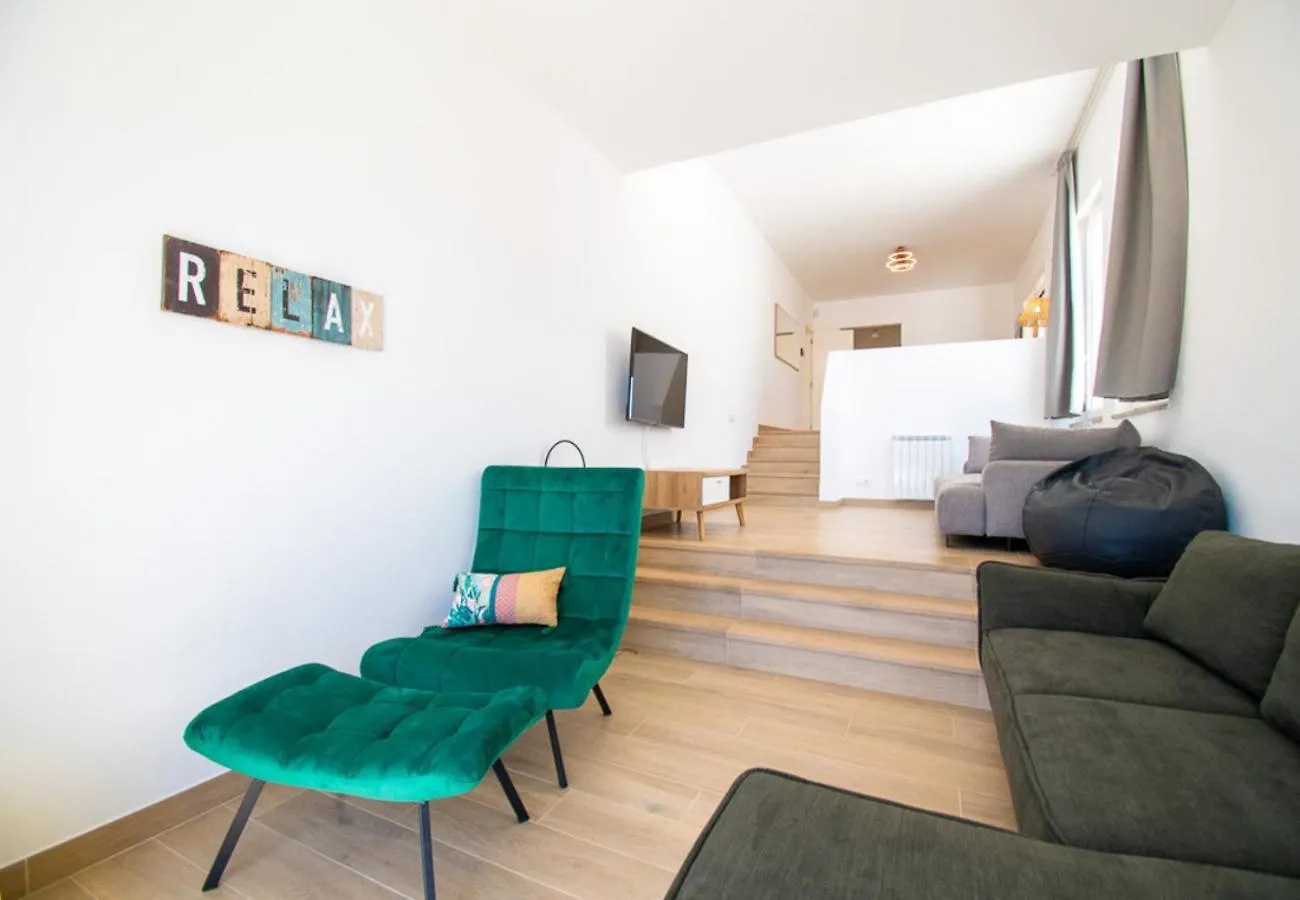 Casa Cubo - Amazing Central 6 Bedroom Villa Carvoeiro